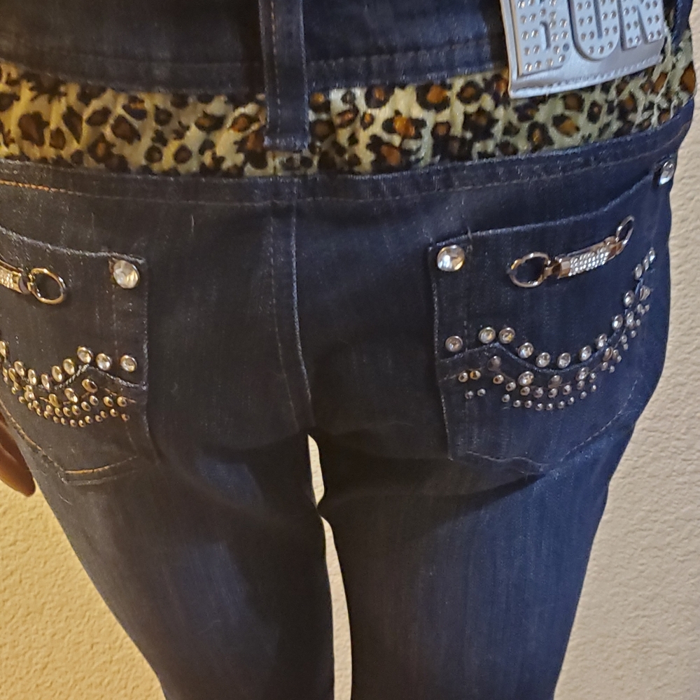Jeans - Picture 2 of 2
